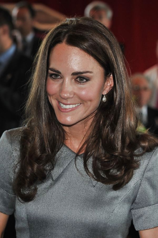 Una collezione di kate middleton
 #10117647