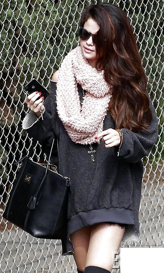 Selena gomez mega collezione 3 
 #18440345