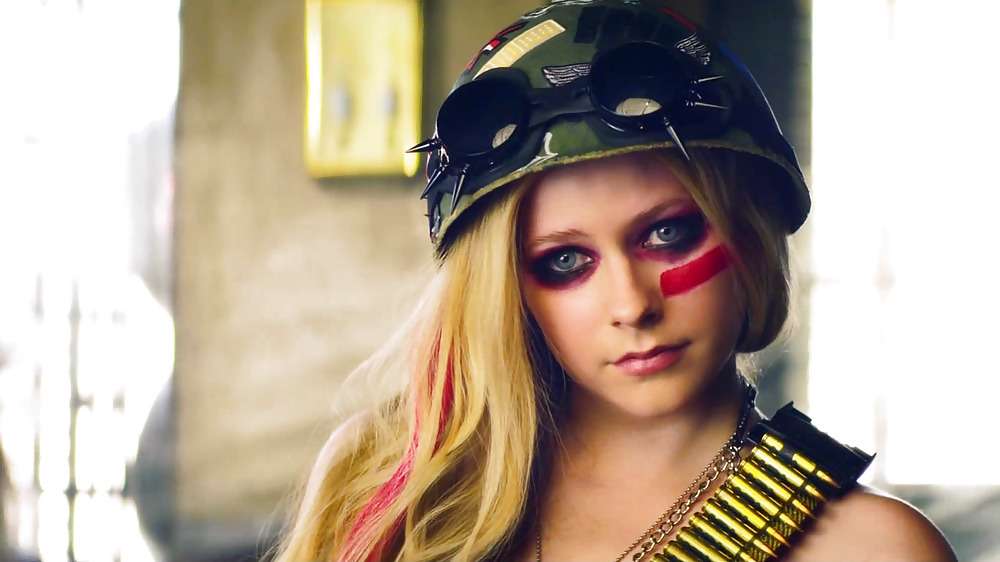 Avril Lavigne #20529345