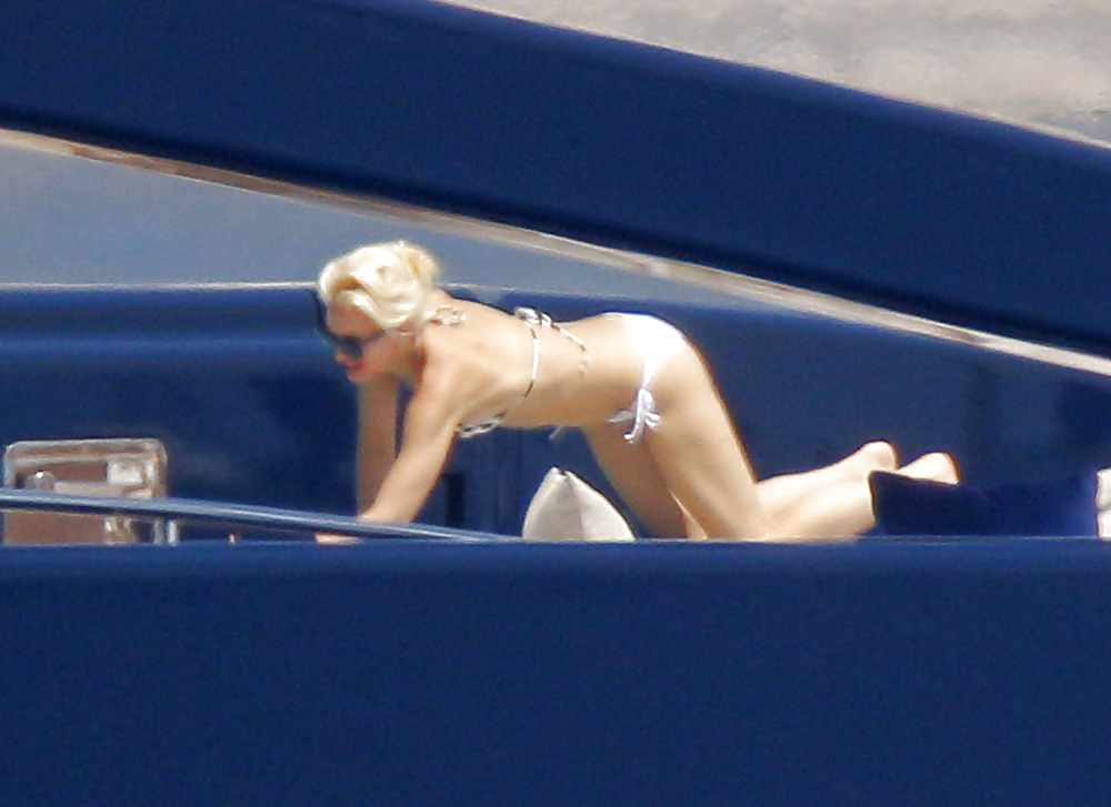 Gwen stefani
 #4125345