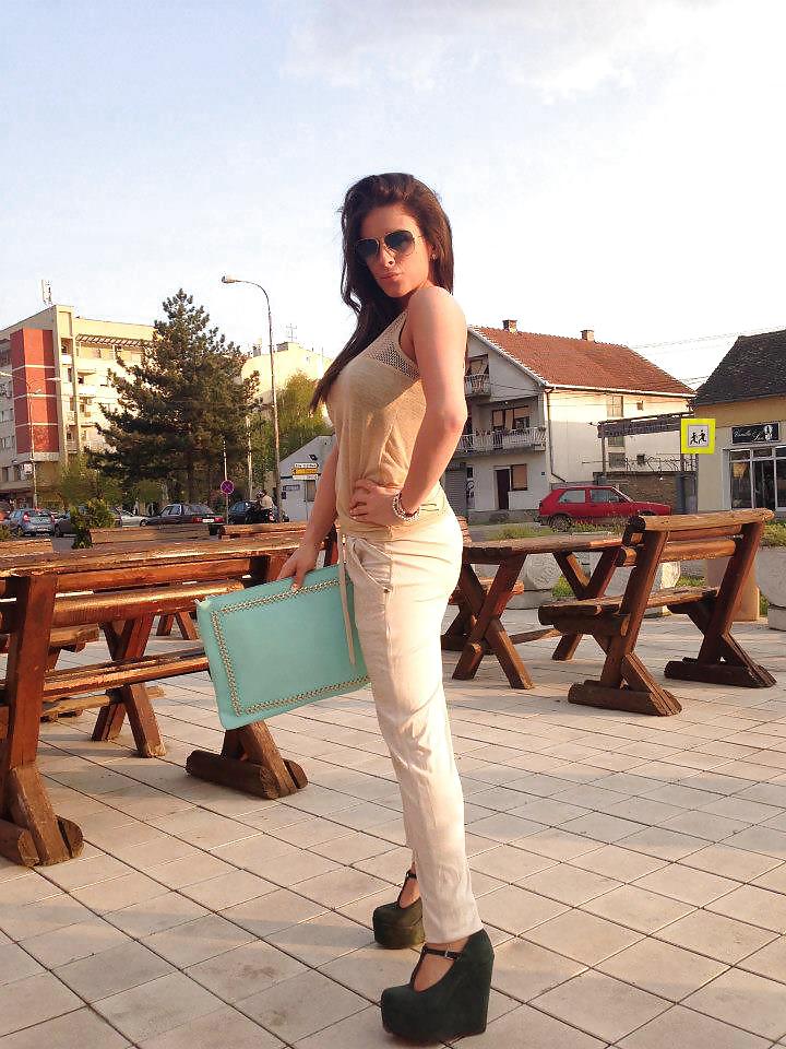 Ana Sevic (comment) #22751148