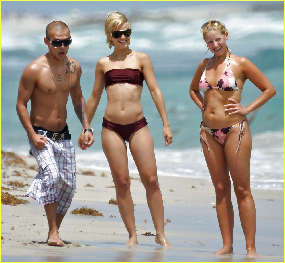 Celebs and Butts that get me hot #3411004