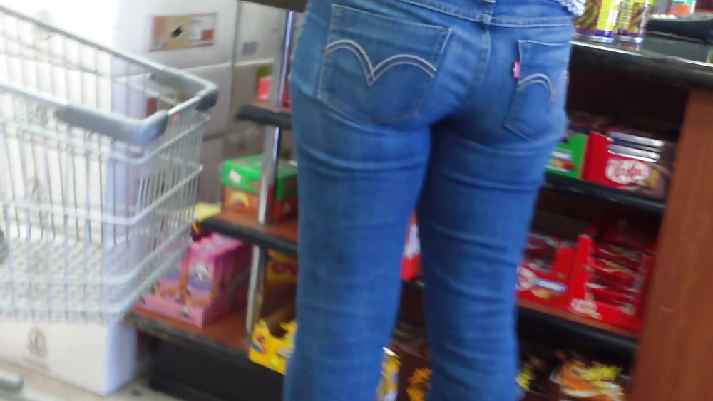 Butts & Arsch In Jeans-Shorts Und Bikinis Compilation #14611044