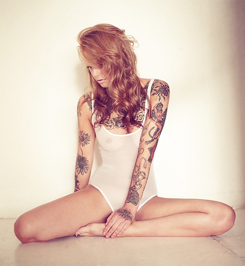 Filles Sexy Avec Des Tatouages ​​3 #19453779