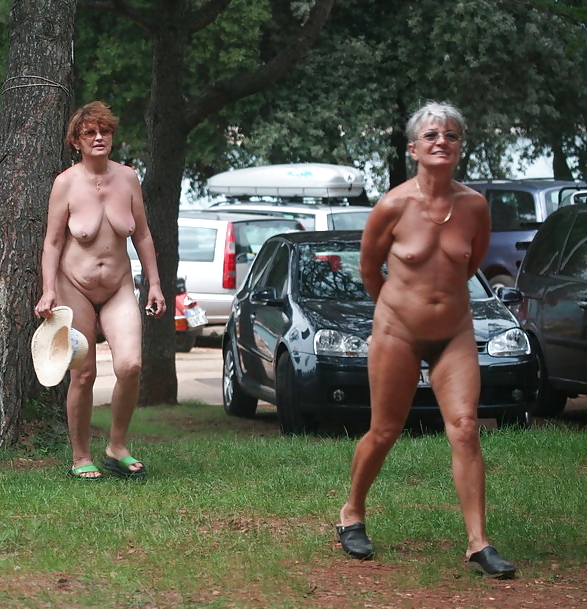 Mature Nudist Ladies 10 #2858240