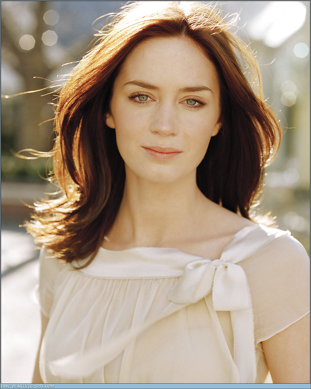 Emily Blunt #18009976