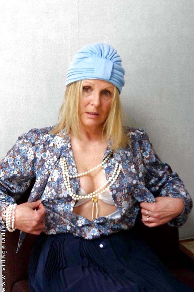 Milf 831 #9894393