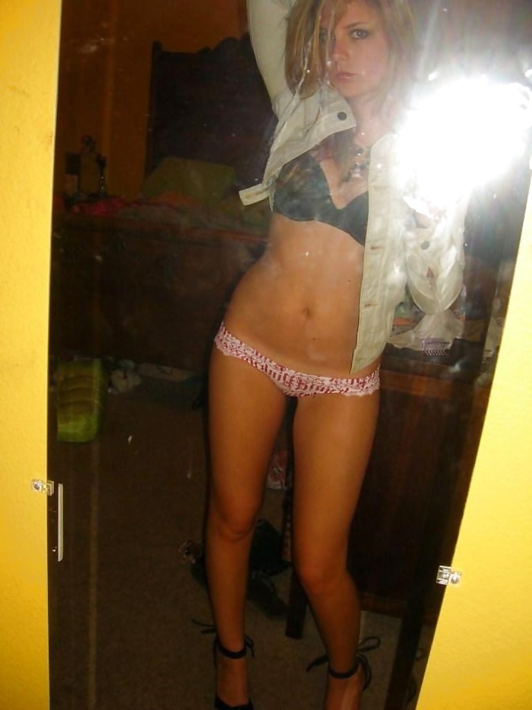 Girly Selfshot #2546717