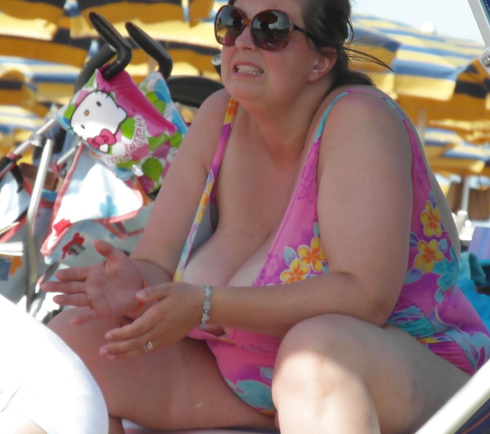 Beach BBW Granny Tits #20052912