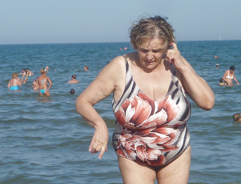 Beach BBW Granny Tits #20052941