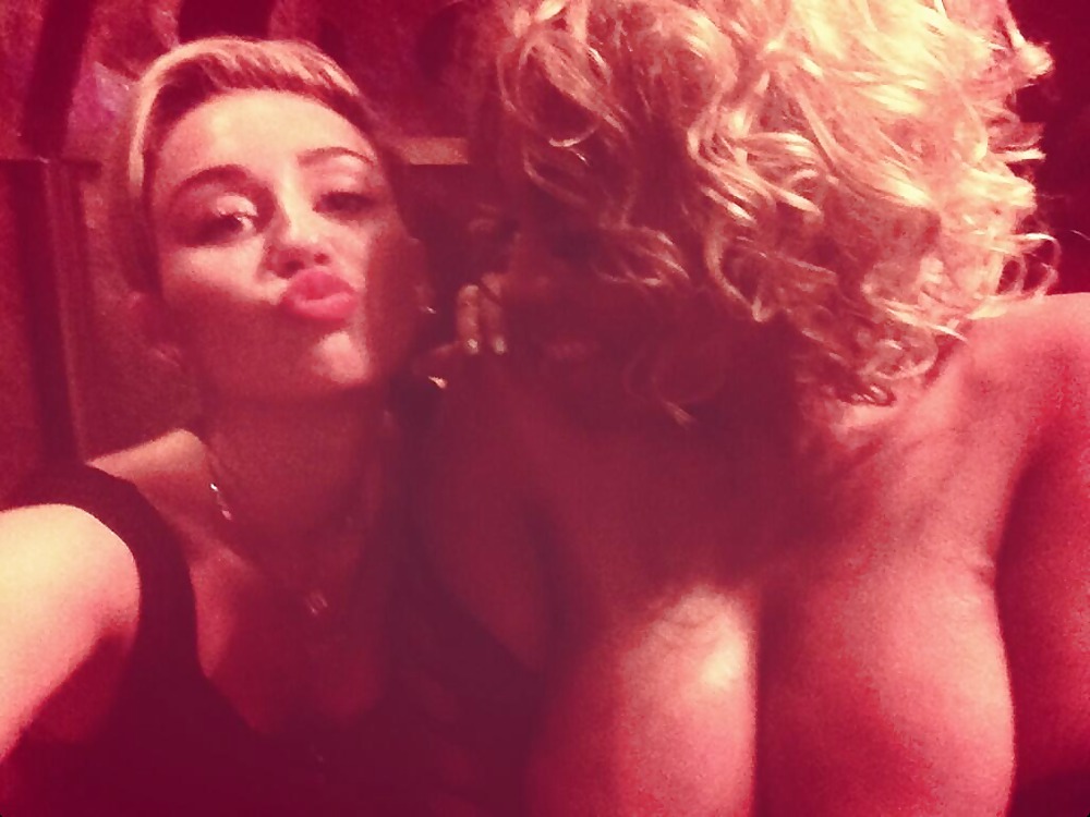 Miley Cyrus sexy
 #21177254