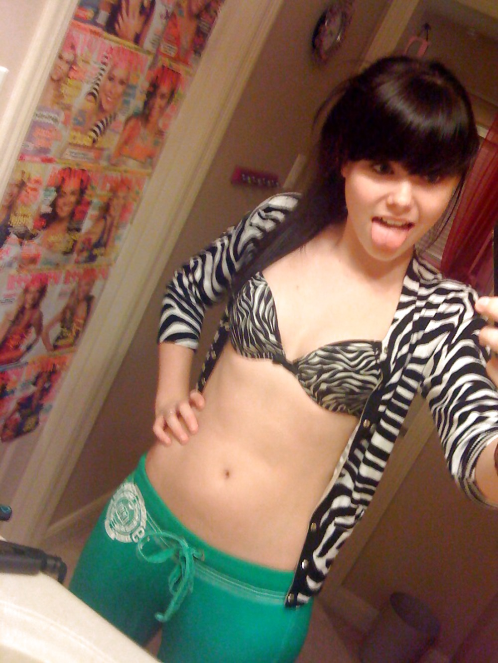 Internet Girls #8899493