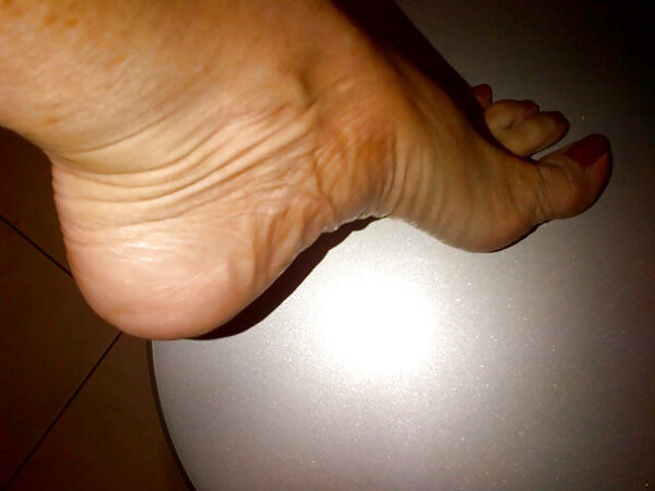 Hot milf e i suoi piedi sexy
 #16285143