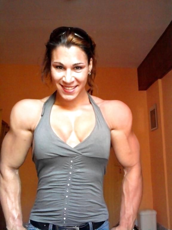 Extravagant Fakes Muscular Girls 02 #22743377