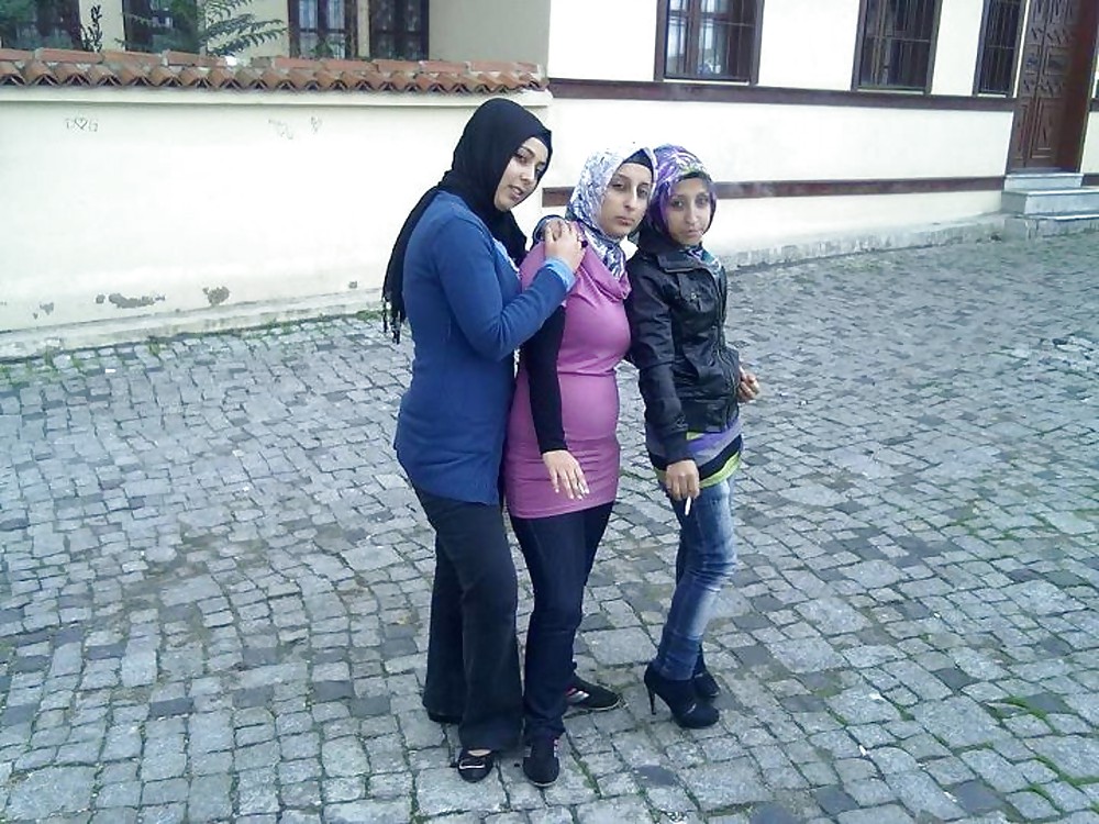 アラブとトルコの女の子
 #10597009