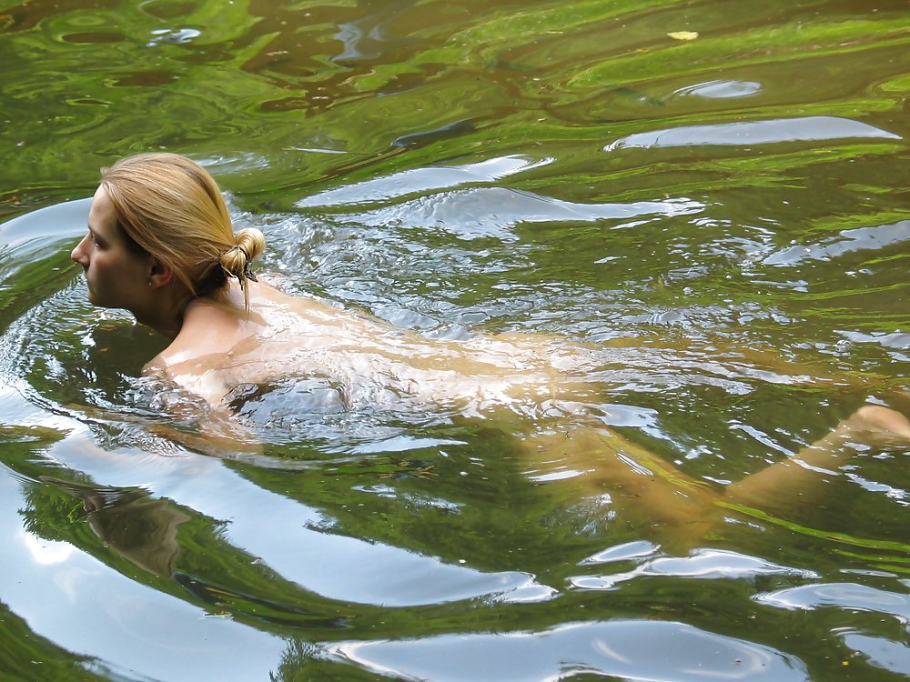 Redhead Julia #7246791