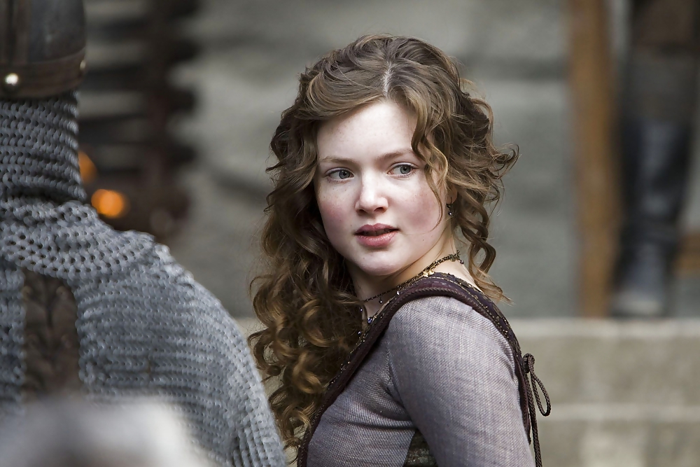 Holliday Grainger #17176475