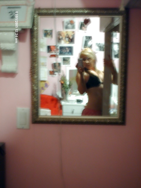 Selfshot 11 #18133265