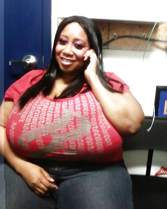 Algodón kandi - enormes tetas negras
 #7472992