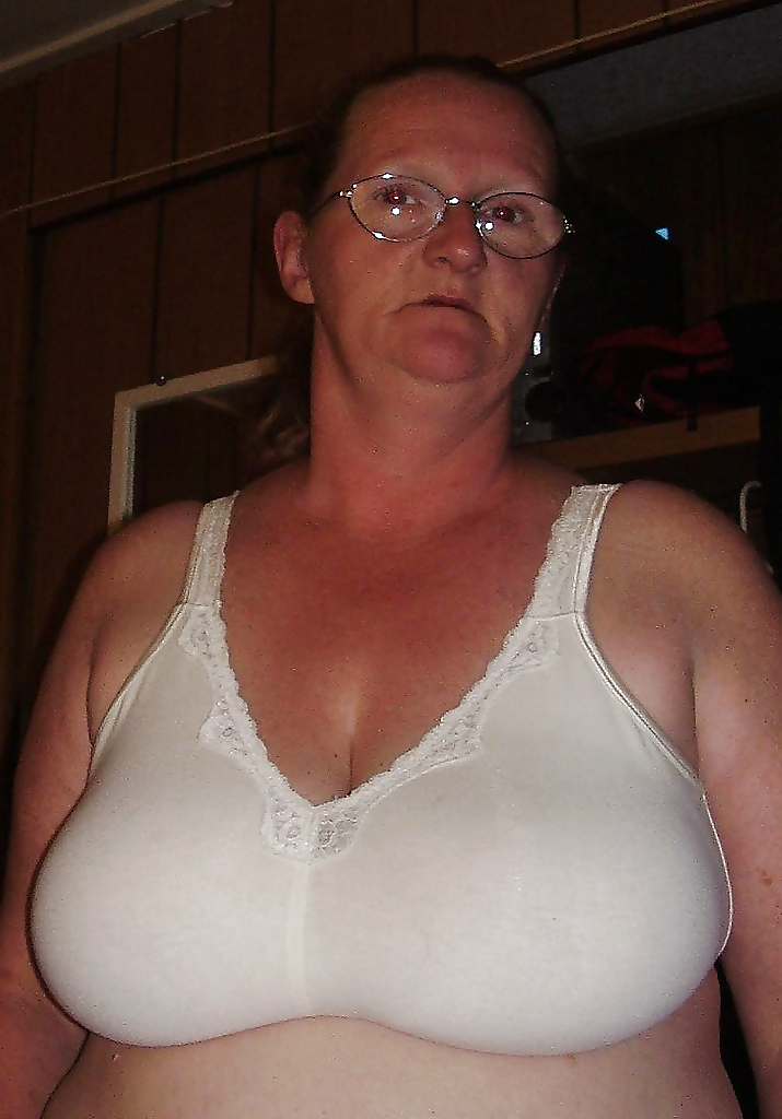 Mature women in bras! #17762202