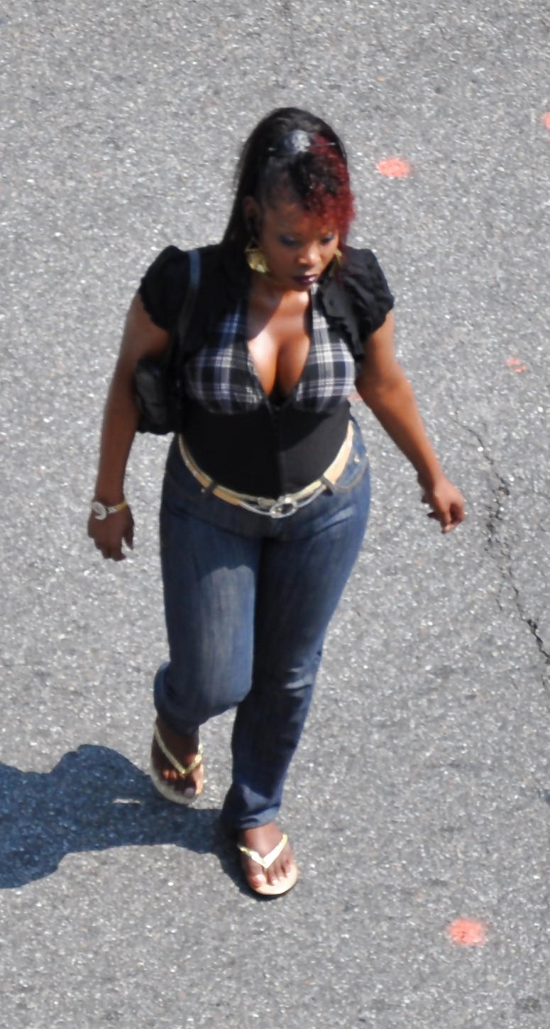Harlem Girls int the Warmth 315 Novel York