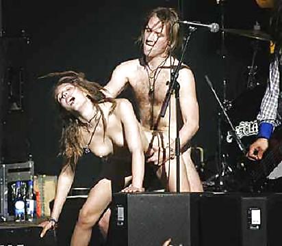 Nude on stage #9115984