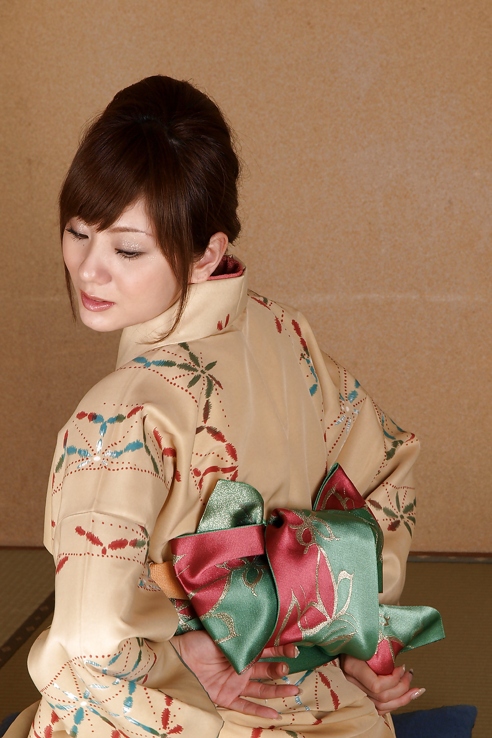 Yuma Asami Sexy Kimono Cosplay #11000815