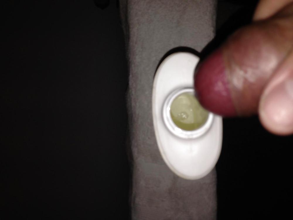 私の妻の親密な霜と歯ブラシに精液をかける
 #21258179