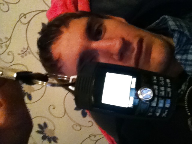 Guess who texting #13966522
