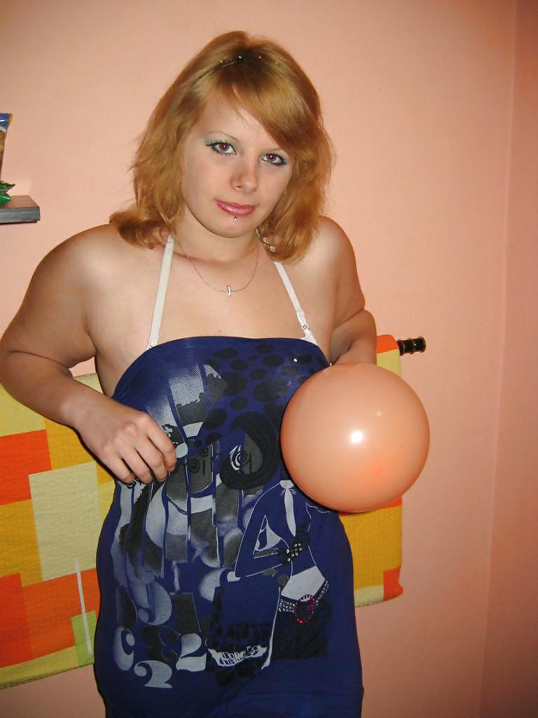 Chicas con globos
 #19354904