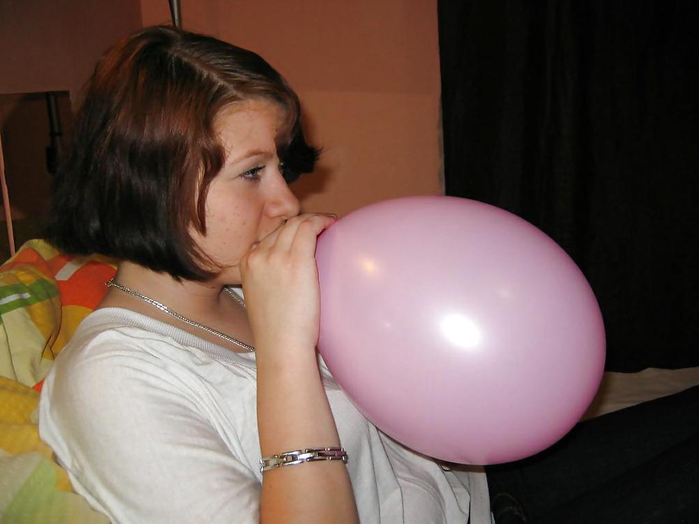 Chicas con globos
 #19355059