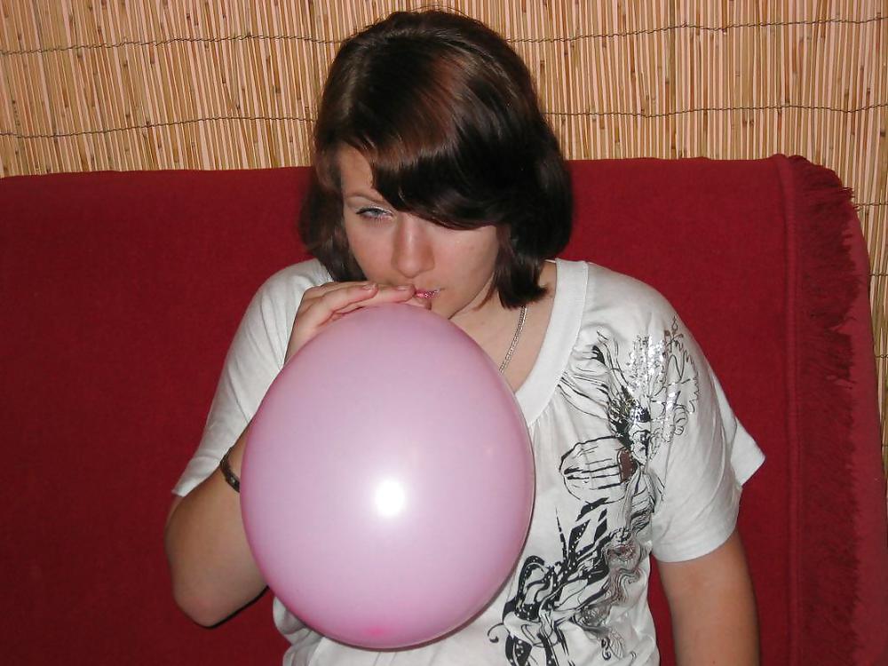 Chicas con globos
 #19355132