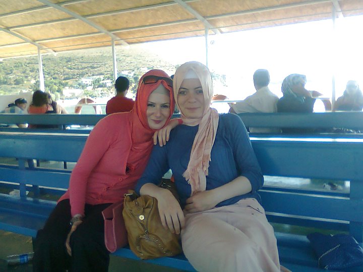 Türkisches Arabisches Hijab, Turban Tragenden Asiatisch Aus #18507386