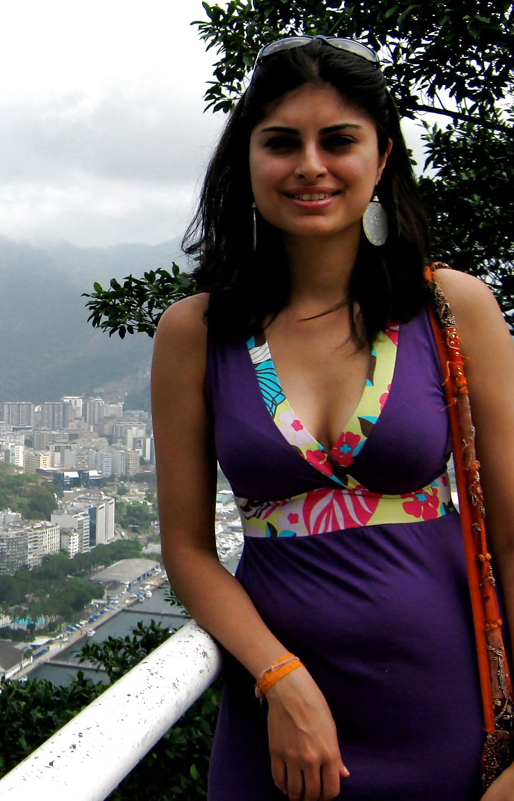 Indian teen nude 318 #4495923