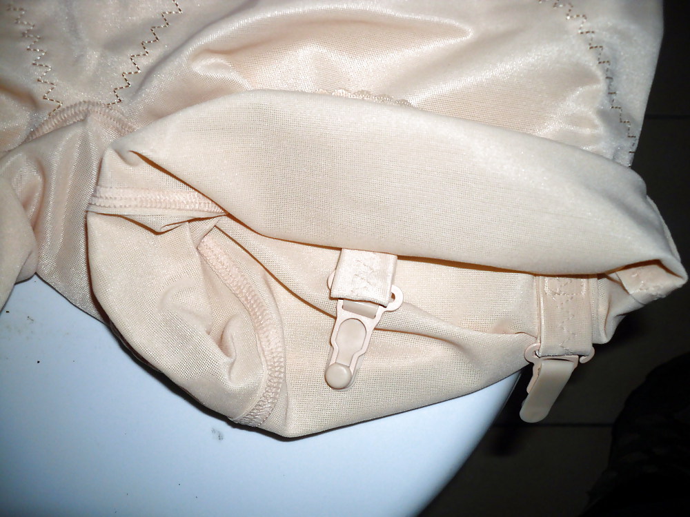 Pushuna's new open bottom girdle and pantygirdle #18354357