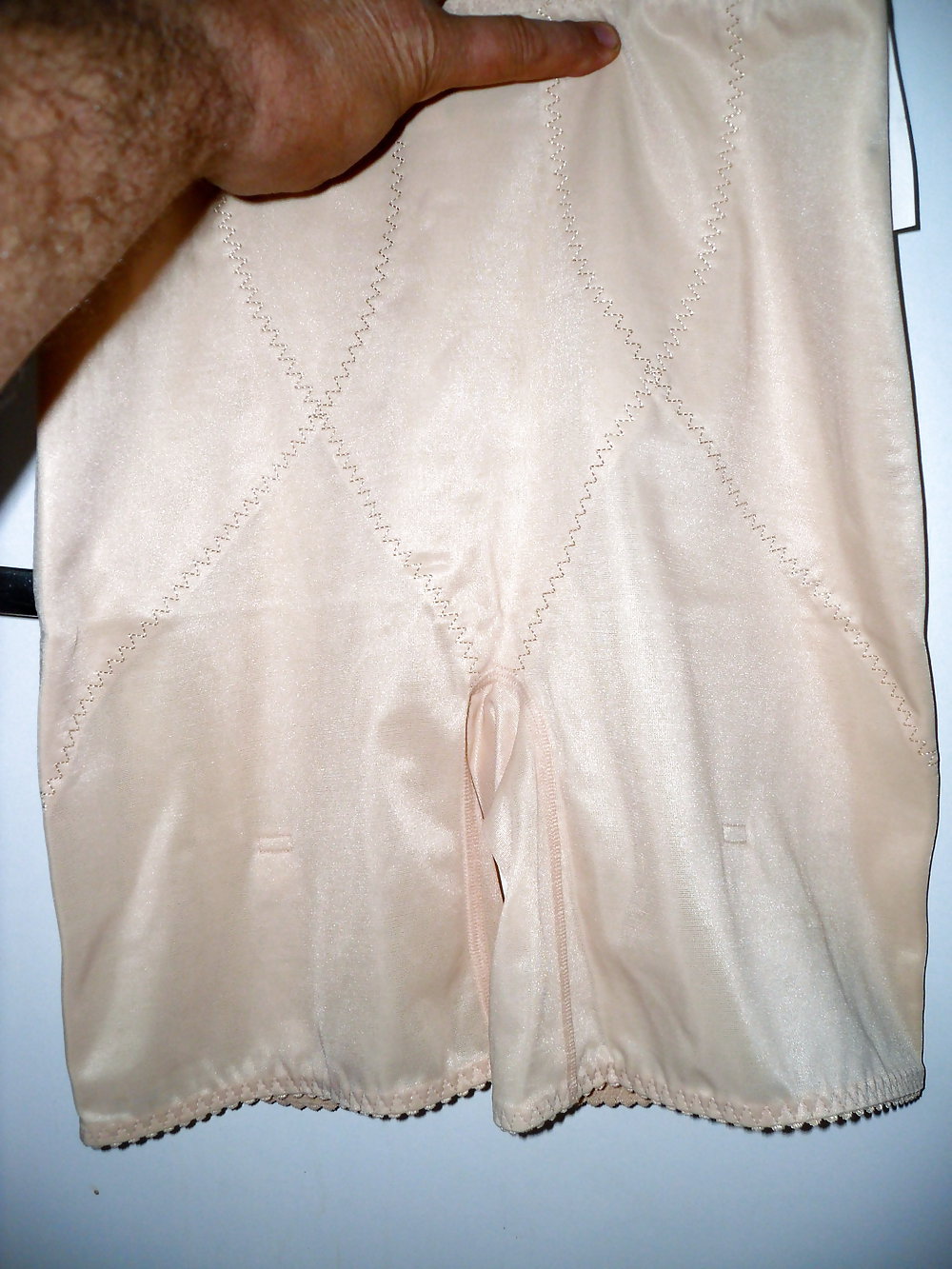 Pushuna's new open bottom girdle and pantygirdle #18354381