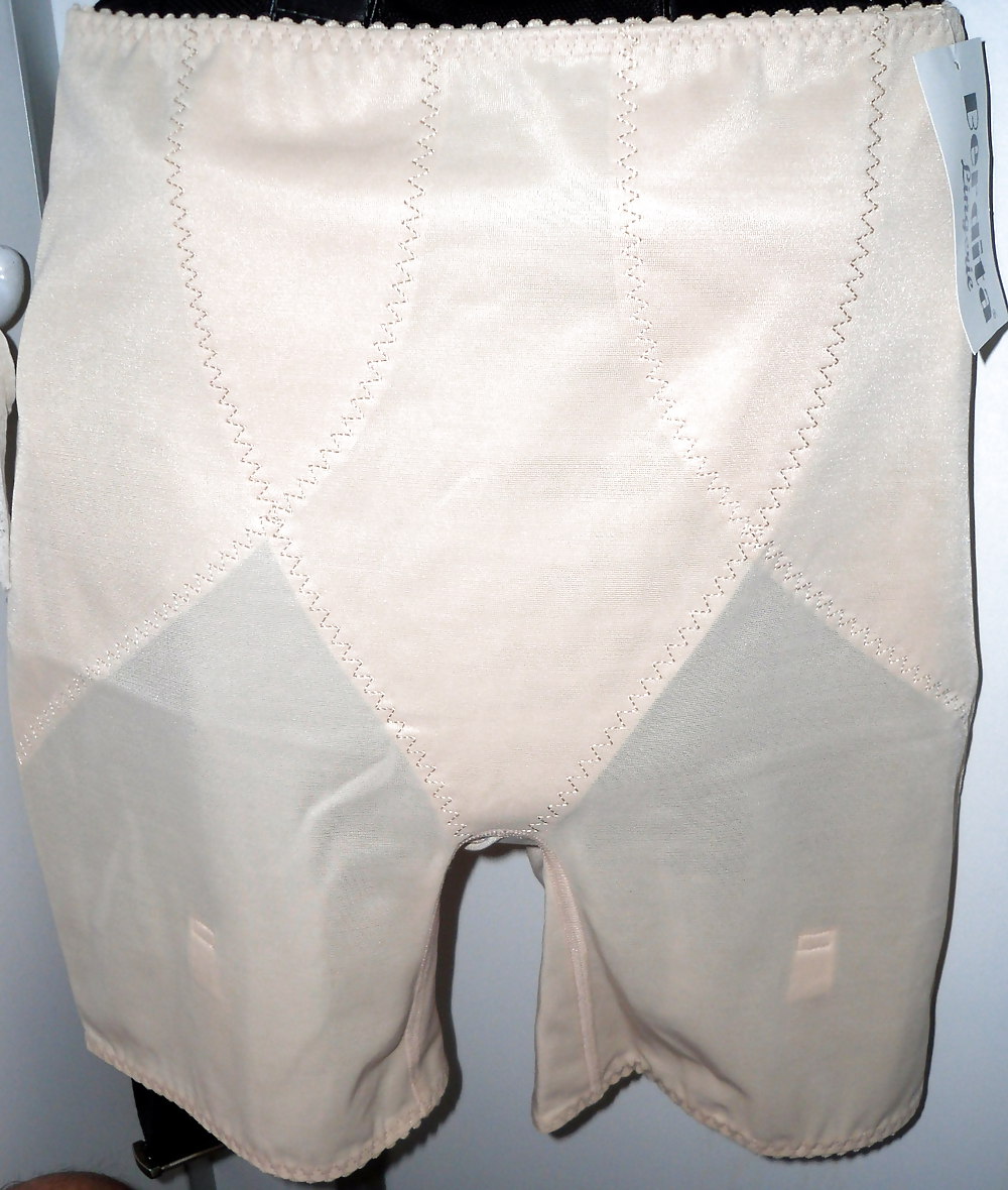 Pushuna's new open bottom girdle and pantygirdle #18354394
