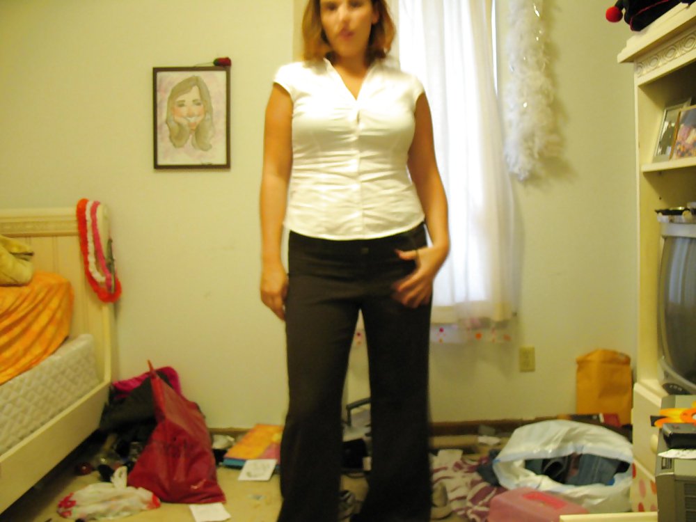 Brunet hottie 2