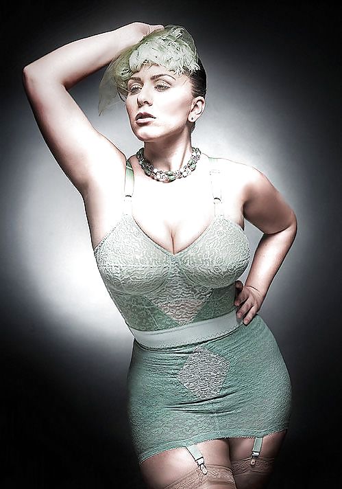 Voluptuous Burlesque, Pin-up and Retro Women 2 #4593023