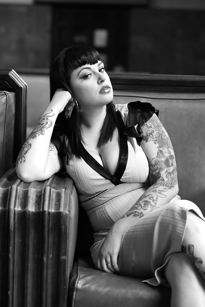 Voluptuous Burlesque, Pin-up and Retro Women 2 #4593473