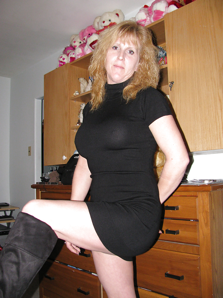 Sexy Blonde Reife Frau #10667619