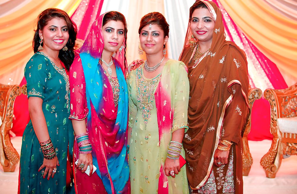 ランダムパキ
 #12376095