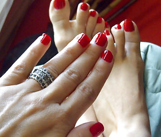 Mates toes