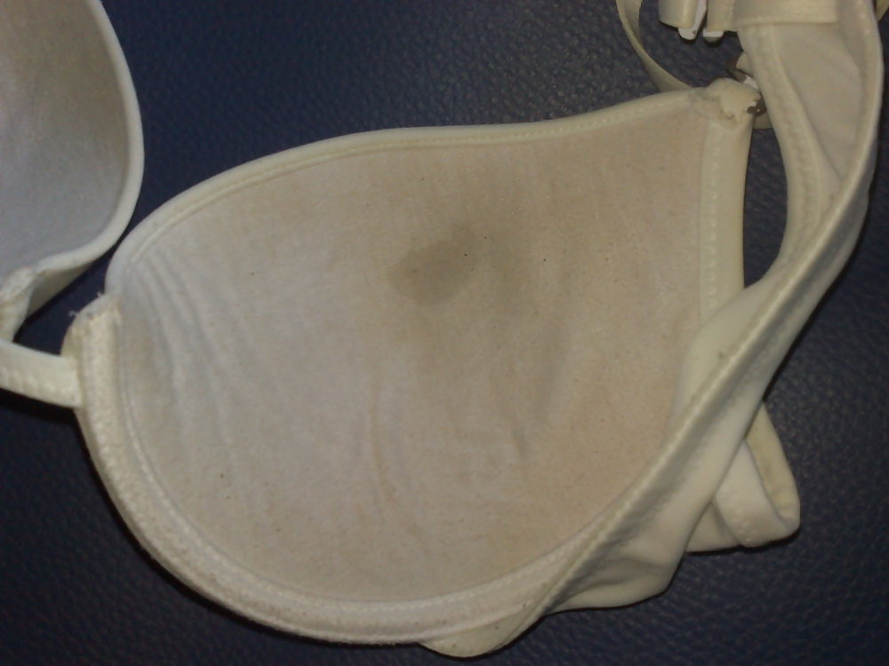 Sborrare nel mio reggiseno bianco 34a mamma
 #21590848