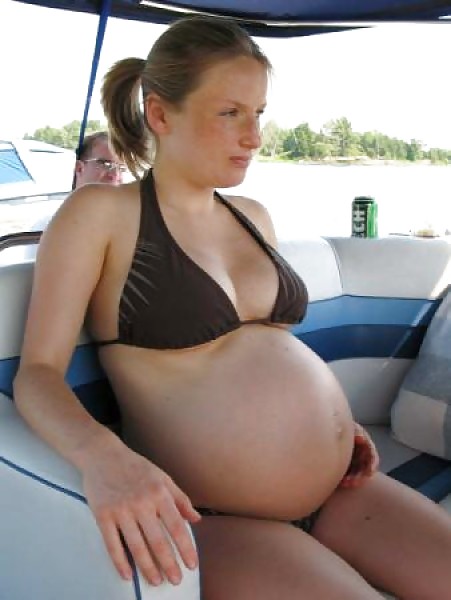 妊娠中の女の子、とてもエキサイティング
 #1070179