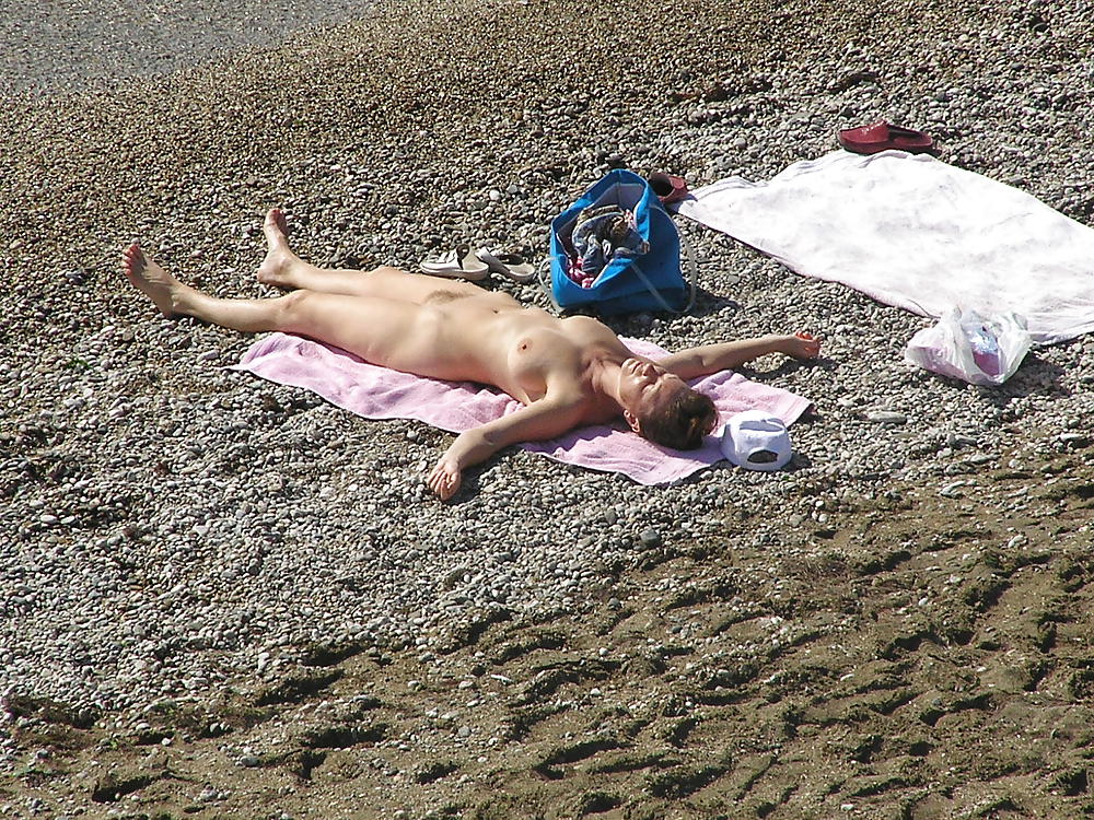 裸のビーチの楽しみ
 #3347149