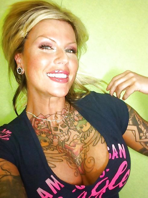 Tatuaje
 #8491429