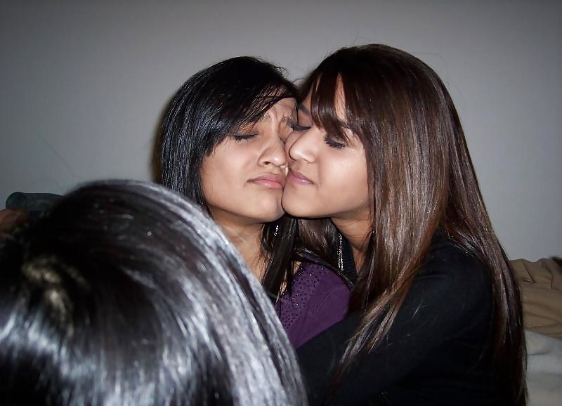 Indische Und Pakistanische Lesbischen Schlacken #7112169