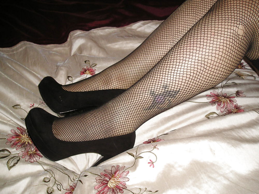 Lace top fishnet stockings and gloss tan tights #20080168