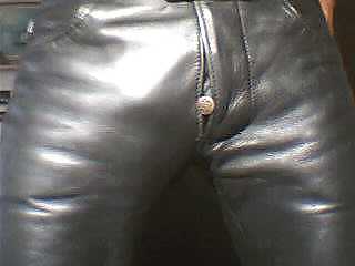 Levis Und Leder #17894368